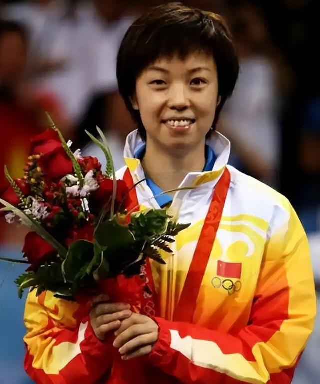 个人表现令人瞩目，实力雄厚夺得金牌