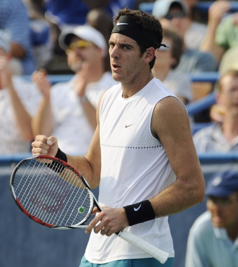 包含费雷斯连续取得胜利，晋级四分之一决赛的词条