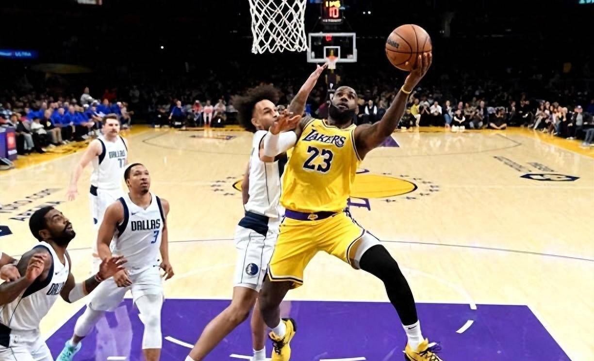 湖人不敌独行侠，主场遭遇三连败