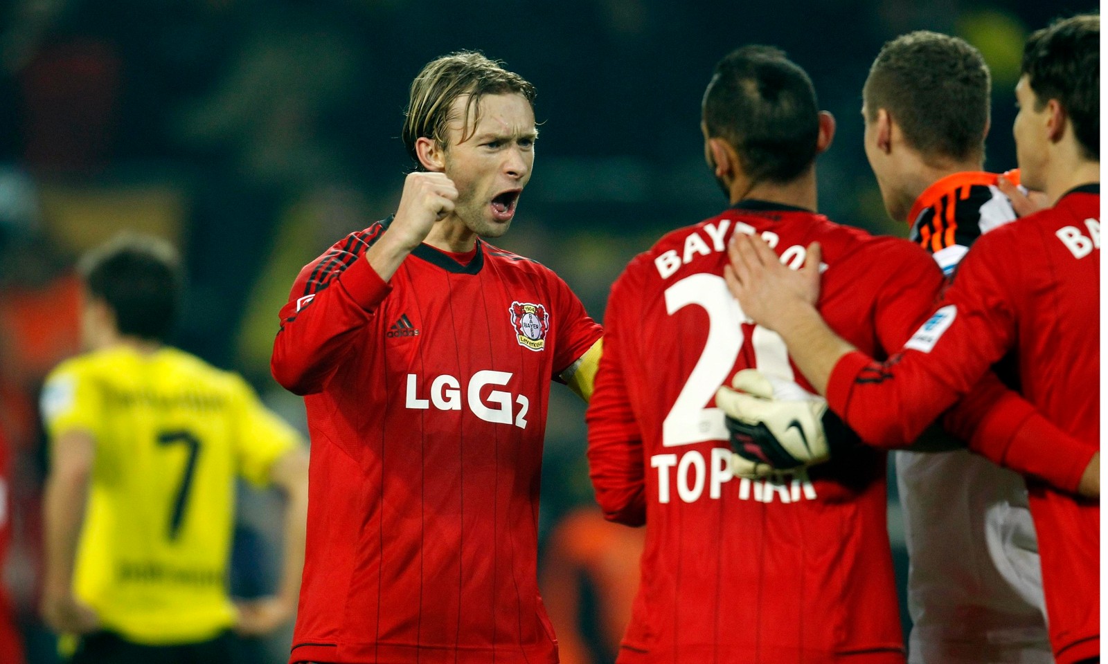 汉诺威客场大胜，德甲赛场豪取三分！